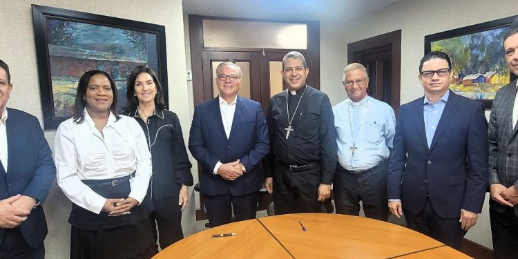 Estado dominicano y UCATECI acuerdan la gestión del Centro Educacional Bonao y apertura de una extensión universitaria en Bonao