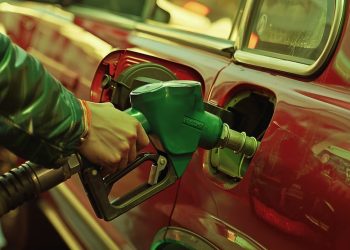 Cómo ahorrar hasta un 55% de combustible en tus viajes con Google Maps