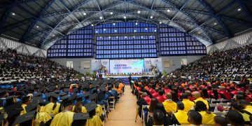 UASD gradúa a 1,577 profesionales en La Romana durante acto solemne de la región Este, en el marco del 162 aniversario de la Restauración