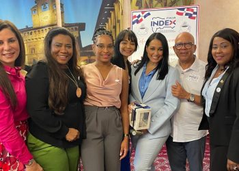 Directora del INDEX, Celine Toribio, realiza encuentro con decenas de representantes de asociaciones dominicanas en Italia