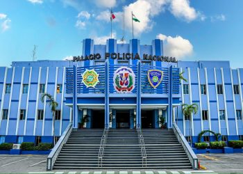 Apresan 2 hombres implicados en estafa y extorsión por más de 300 mil pesos en Santiago y Valverde