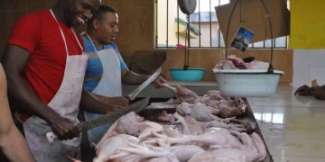 Pollo, alquileres y comida de la calle; lo que más subió de precio el mes pasado