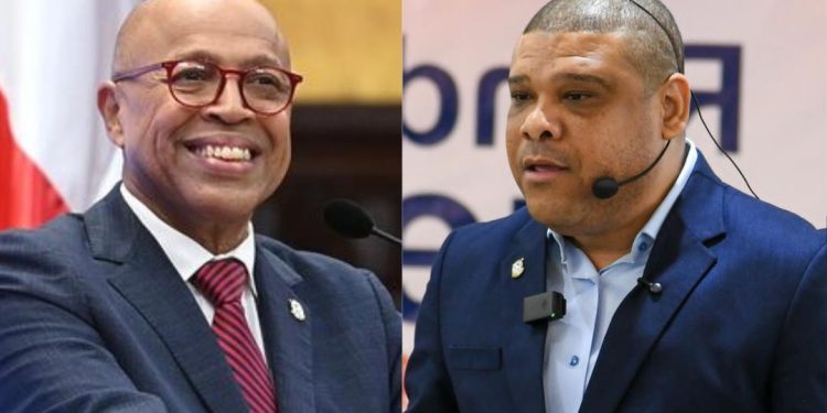 Solo dos diputados han presentado de manera pública sus memorias de primer año de gestión