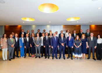 Ministro de Hacienda y Economía y el CONEP impulsan diálogo sobre finanzas públicas