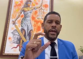 Abogado Oliver Batía emplaza al contralor de la república a demostrar públicamente que no adeuda más de RD$300 millones a empleados