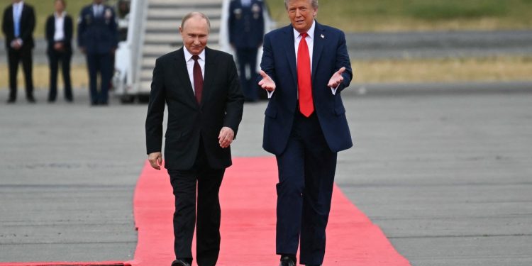 Donald Trump y Vladimir Putin se reúnen en Alaska