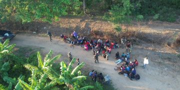 Localizan con drones y detienen a 53 haitianos indocumentados en zonas boscosas de Montecristi