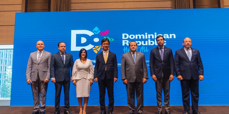 Biviana Riveiro presenta a República Dominicana como lugar estratégico para las empresas japonesas