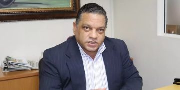 Dirigente sindical Mario Díaz respalda medidas del Gabinete de Transporte para mejorar el tránsito en zonas escolares críticas