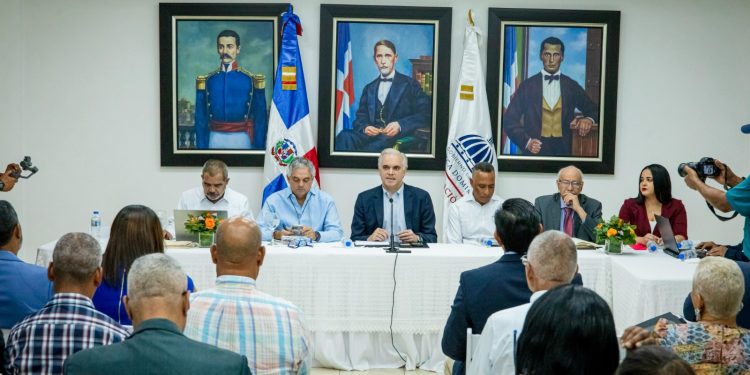 MINERD y APMAE impulsan esfuerzos para un regreso a clases exitoso y acompañado por las familias