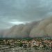 Potente tormenta de arena azotó Phoenix y dejó a miles de personas sin electricidad