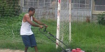 Comunitarios de Pueblo Nuevo en San Cristóbal reclaman su “Canchita”, apelan a solidaridad del Politécnico Loyola