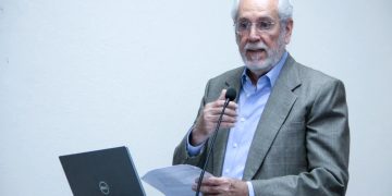 Economista Eduardo García valora construcción de más de 200 parques en gestión de Carolina