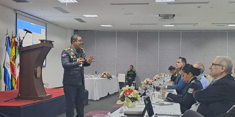 Resalta herramientas de investigación para transformación policial y proyección social