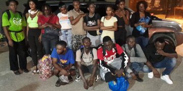 Ejército detiene jeepeta con 14 indocumentados durante operativo en Mao