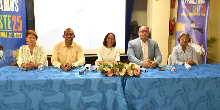 Regional 10 destaca avances y participación en primera semana del año escolar 2025-2026