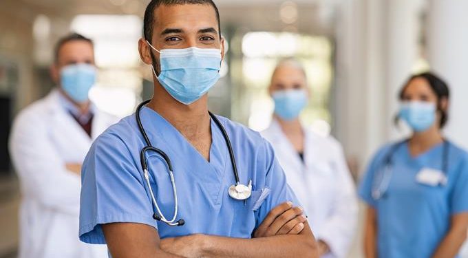 18 de agosto se celebra el Día del Médico