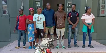 Detienen nueve indocumentados en puesto de chequeo de Santiago Rodríguez