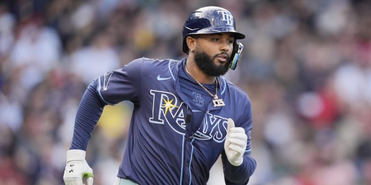 El dominicano Junior Caminero conecta su 39° jonrón de la temporada