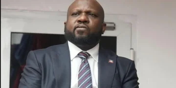 Presidencia haitiana niega que miembro del Consejo Presidencial de Transición de Haití no estuvo retenido en RD