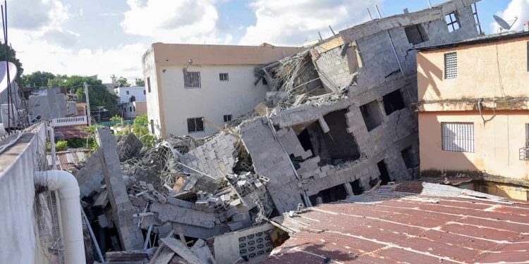 AIRD apoya operativos del MIVED para enfrentar construcciones ilegales en el país