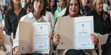 Alcaldía del DN distingue a terapeutas que atendieron a víctimas de tragedia Jet Set