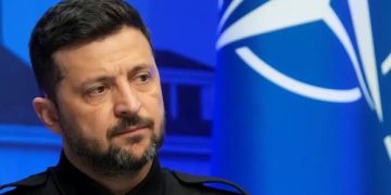 Zelenski denuncia "cínicos" ataques rusos en víspera de conversaciones de paz en Washington