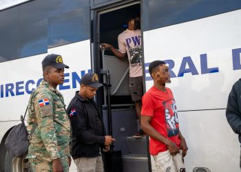 DGM reporta la detención de 1,332 nacionales haitianos en jornadas interdictivas coordinadas con otras Fuerzas