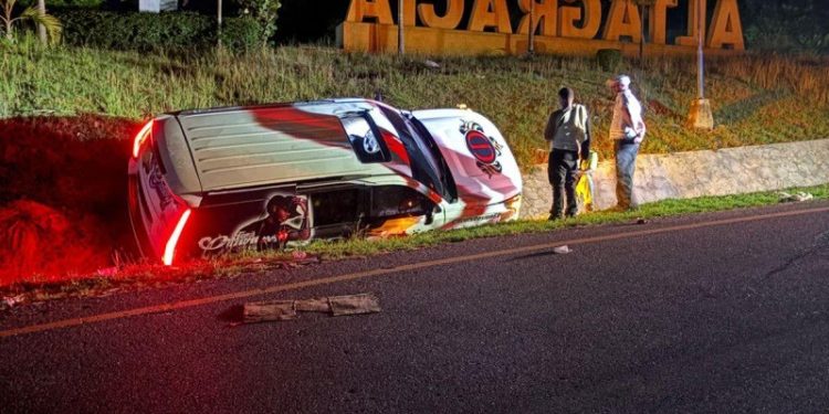 Equipo del urbano Crazy Design sufre accidente camino a concierto