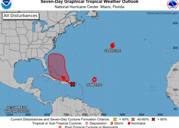 Tormenta tropical Humberto se forma al este de Puerto Rico y podría convertirse en huracán este sábado