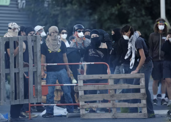 Francia vive una jornada de protestas masivas con casi 200 detenidos y despliegue policial histórico