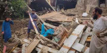 Un nuevo terremoto de 5,2 sacudió la zona afectada por el trágico sismo del fin de semana en Afganistán