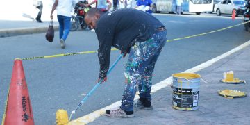 ASDN recupera espacio público en avenida Hermanas Mirabal