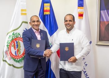 DIGEMAPS y DNCD firman acuerdo de cooperación para fortalecer control de sustancias y protección de la salud pública