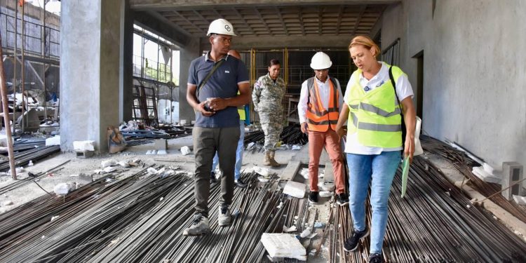 Ministerio de Trabajo paralizó 15 torres de 33 inspeccionadas en el Distrito Nacional