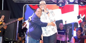 Con todo y lluvia, Capotillo vibró con el poder musical “Que Viva la Patria”