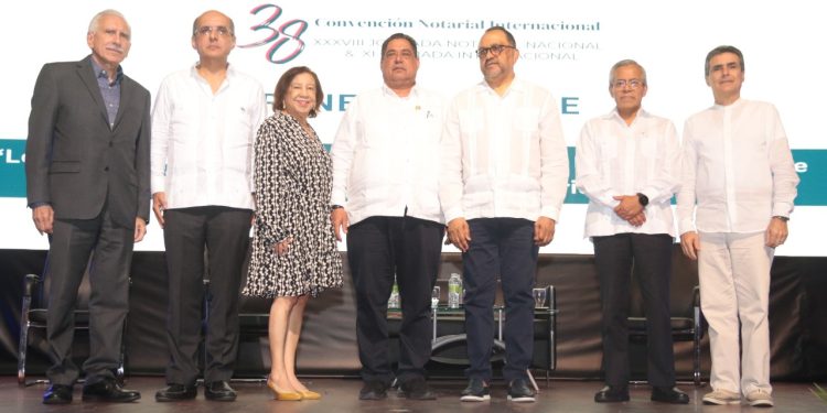 Antoliano Peralta: la reforma constitucional refuerza la seguridad jurídica del país