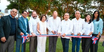 Industrias San Miguel y Alcaldía de Santiago de los Caballeros inauguran circuito de máquinas de ejercicios al aire libre para promover el bienestar comunitario