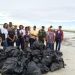 Medio Ambiente desarrolla jornada de limpieza en Boca Chica en el marco del Día Internacional de Limpieza de Playas