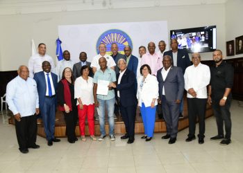 FOPETCONS reconoce a trabajadores de la construcción con la entrega de 125 nuevas pensiones