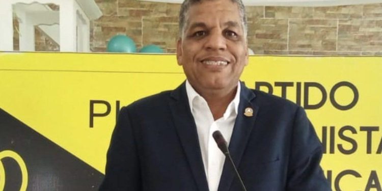 PHD anuncia trabaja en organización  de su convención nacional