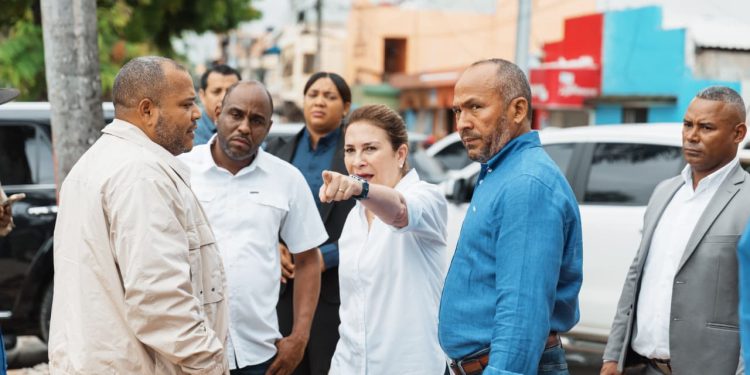 Carolina supervisa avances en los trabajos del bulevar de la Pedro Livio Cedeño