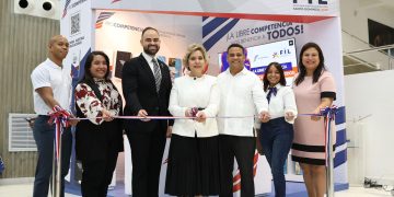 ProCompetencia inaugura su stand en la Feria Internacional del Libro Santo Domingo 2025