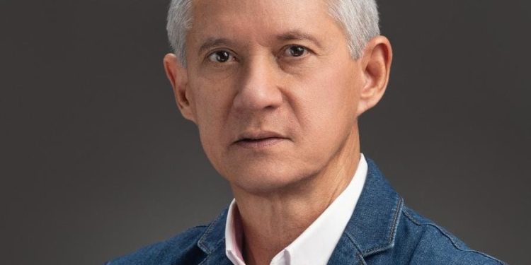 Ng Cortiñas llama a convertir en oportunidad la situación tensa con chinos establecidos en RD