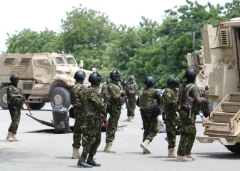 Mueren un policía keniano de la misión de seguridad de Haití y dos civiles en un accidente