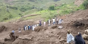 Más de mil muertos tras deslizamiento de tierra sepultar a una aldea entera en Sudán