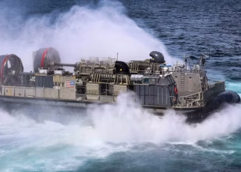 EE.UU. muestra otro entrenamiento de su grupo anfibio en el Caribe, en medio de la tensión con Venezuela