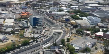 MOPC muestra avances del proyecto vial en SDO