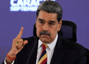 Maduro adelanta la Navidad en Venezuela en medio de la presión militar de EEUU