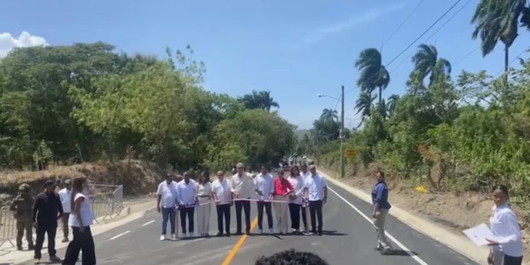 Presidente Abinader y ministro Collado entregan tres nuevas obras turísticas en Puerto Plata